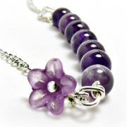 Amethyst Bar Necklace w/ Flower-Amethyst necklace, amethyst jewlery, purple necklace , purple jewelry, flower jewelry , gift for her, graduation gift, february bithstone, gemstone necklace, gemstone jewelry, simple necklace, simple jewelry, bead necklace , bead jewelry